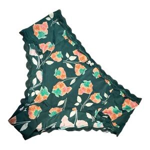 Aiden Floral Panties nwot‎